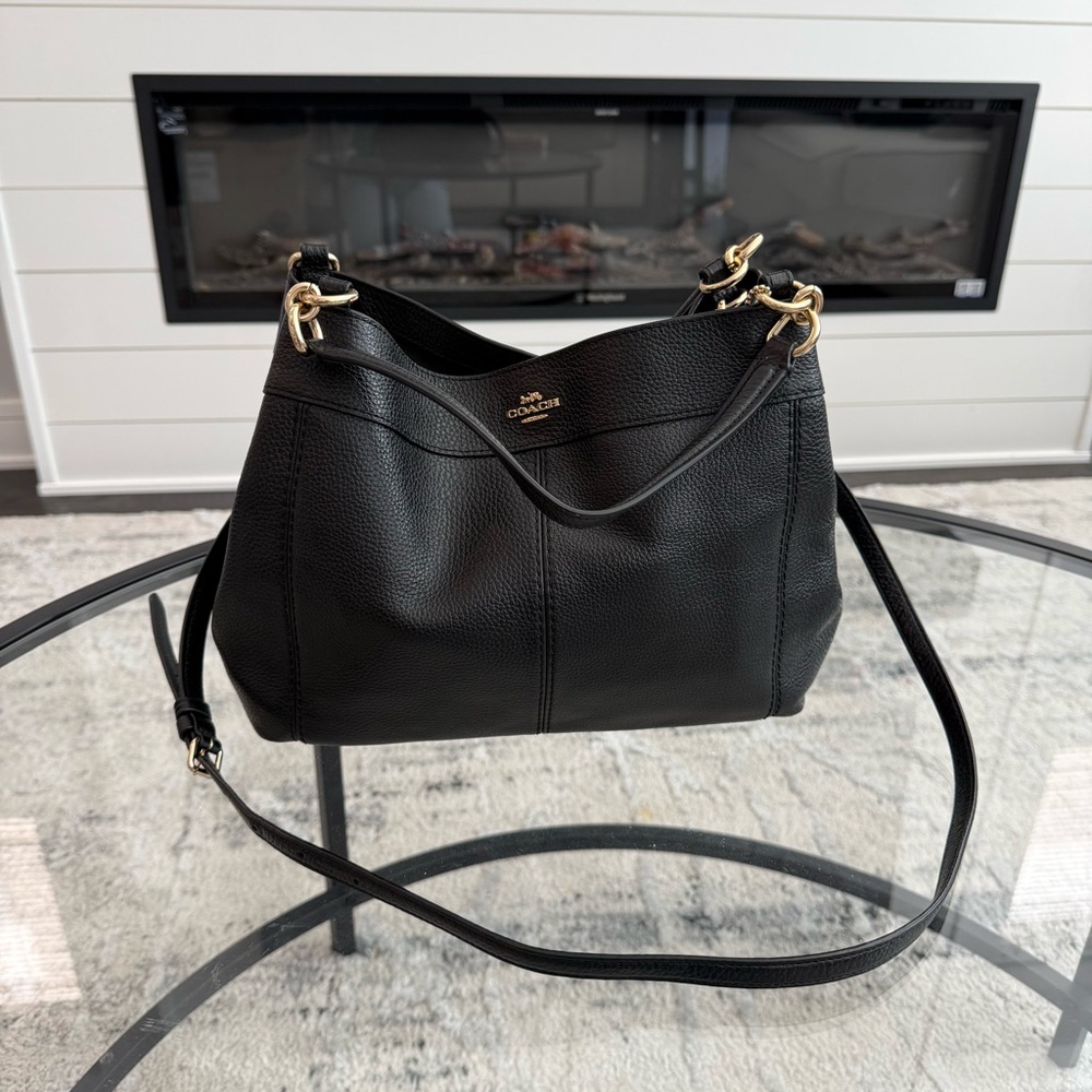 Coach Black Pebbled Leather Shoulder Bag with Gold Hardware - Picture 3 of 9